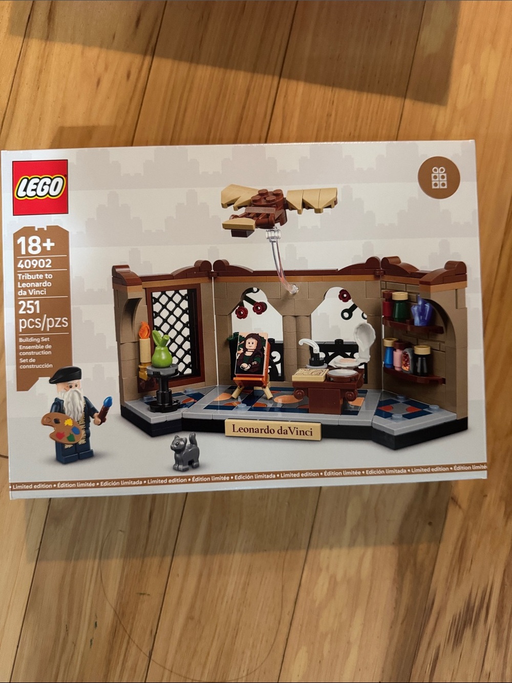 LEGO Brown and Tan Leonardo da Vinci Mini Build